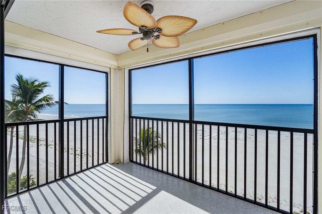 Cascades Condo, Fort Myers Beach, FL Real Estate