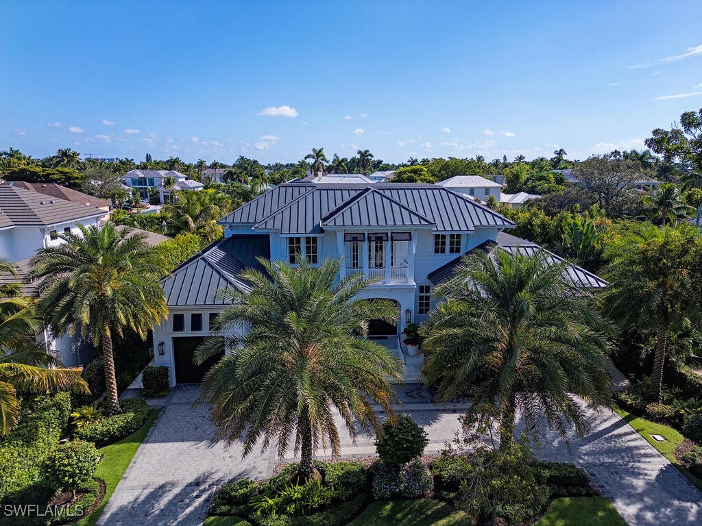 Aqualane Shores, Naples, FL Real Estate