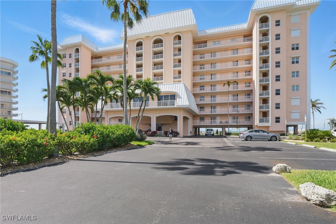 Dela Park Place, Marco Island, FL Real Estate