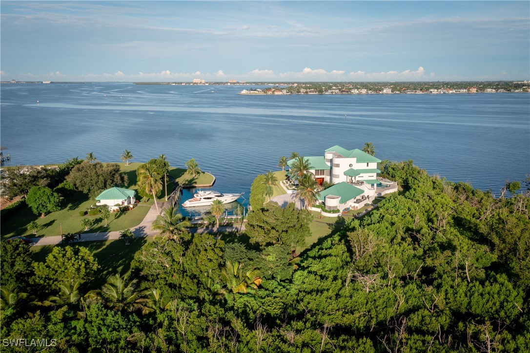 Palmetto Point, Fort Myers, FL Real Estate