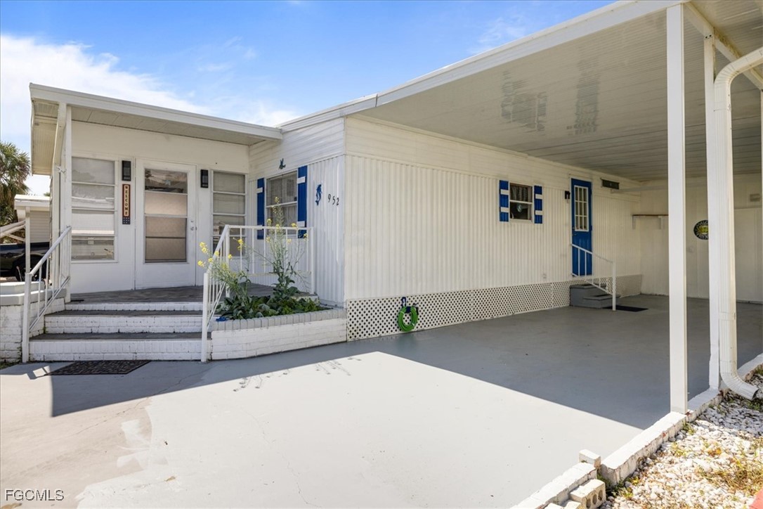 Lazy Days Mobile Village, North Fort Myers, FL Real Estate