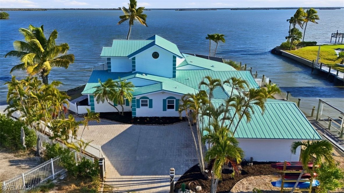 Santini Cross Unrec, Fort Myers Beach, FL Real Estate