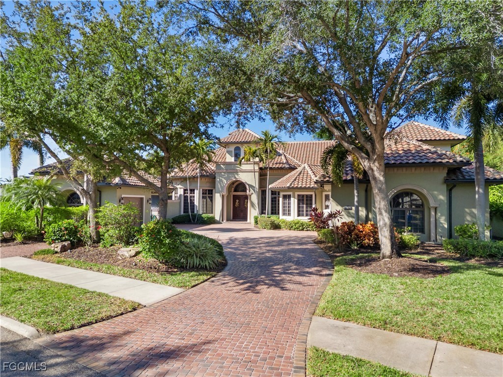 Burtwood, Fort Myers, FL Real Estate