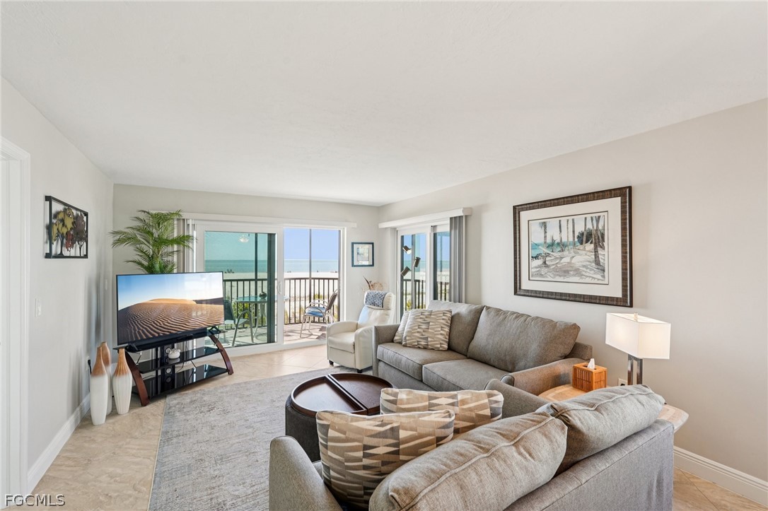 Riviera Club, Fort Myers Beach, FL Real Estate