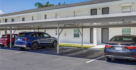 4126 Belair LN B-10, Naples 34103, FL