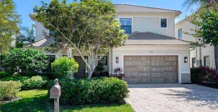 2867 Coco Lakes DR, Naples 34105, FL