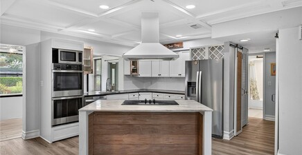 3275 Boca Ciega DR, Naples 34112, FL