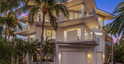 795 Waterside DR, Marco Island 34145, FL