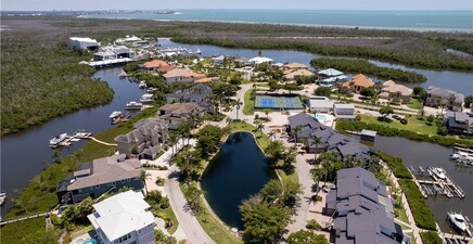 17060 Marina Cove LN, Fort Myers 33908, FL