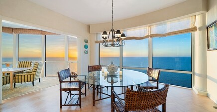 4601 Gulf Shore BLVD N PH-3, Naples 34103, FL