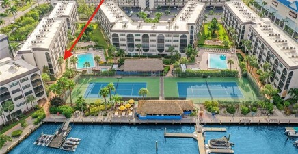 1007 Anglers CV J204, Marco Island 34145, FL