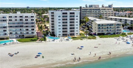 1919 Gulf Shore BLVD N 201, Naples 34102, FL