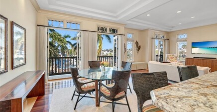 868 5th AVE S 3A, Naples 34102, FL