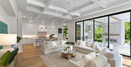 1191 7th AVE N, Naples 34102, FL