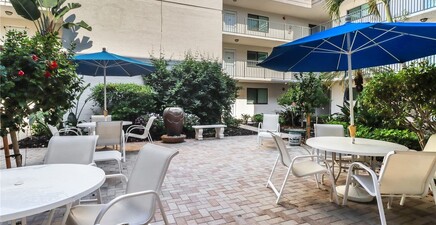 788 Park Shore DR C34, Naples 34103, FL
