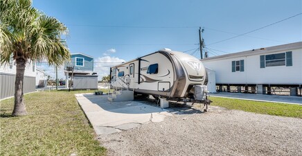 38 Helen LN, Fort Myers Beach 33931, FL