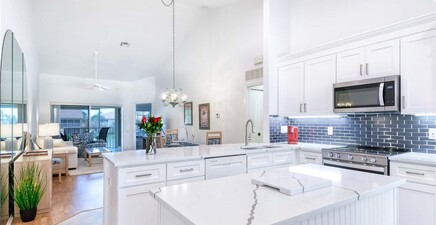 28076 Cavendish CT 2108, Bonita Springs 34135, FL