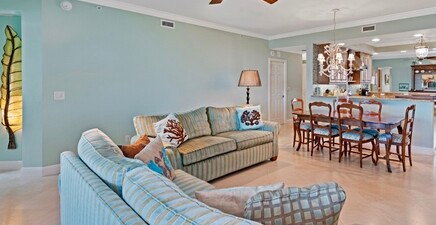 275 Indies WAY 805, Naples 34110, FL