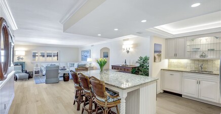 1919 Gulf Shore BLVD N 603, Naples 34102, FL