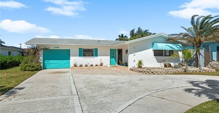 1589 Osprey AVE, Naples 34102, FL