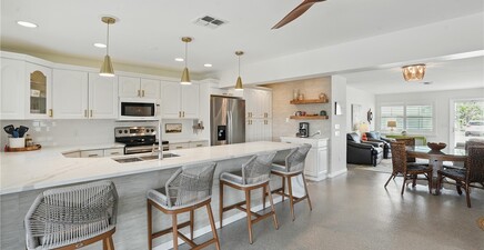 2749 Bruce ST, Matlacha 33993, FL