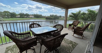 6821 Ascot DR 202, Naples 34113, FL