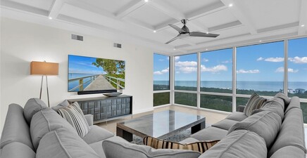 7515 Pelican Bay BLVD 17D, Naples 34108, FL