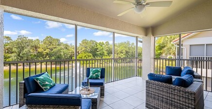 5360 Andover DR 202, Naples 34110, FL