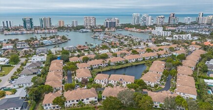 233 Colonade CIR 2205, Naples 34103, FL