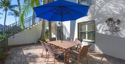 655 8th AVE S 3, Naples 34102, FL