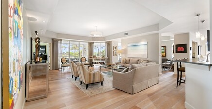 559 Audubon BLVD 201, Naples 34110, FL