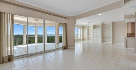 4811 Island Pond CT 402, Bonita Springs 34134, FL