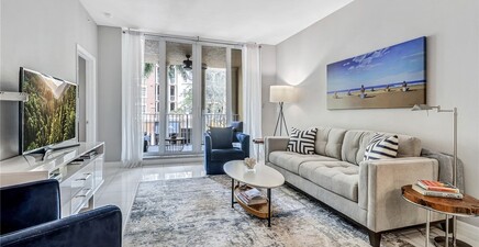 401 Bayfront PL 3204, Naples 34102, FL