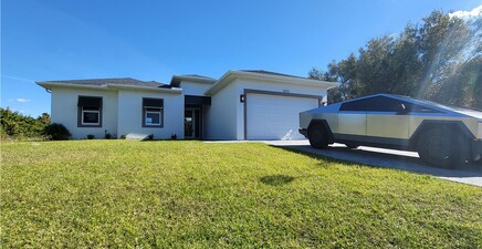 6032 Langdon AVE, Fort Myers 33905, FL