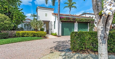 16631 Cortona LN, Naples 34110, FL