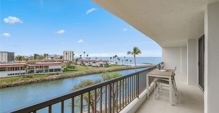 2318 Gulf Shore BLVD N 510, Naples 34103, FL