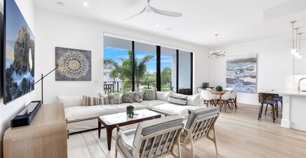 850 Central AVE 207, Naples 34102, FL