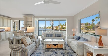 2258 Gulf Shore BLVD N O1, Naples 34102, FL