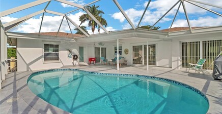 4556 Lakewood BLVD, Naples 34112, FL