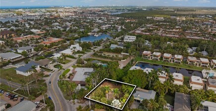 1205 Sandpiper ST, Naples 34112, FL