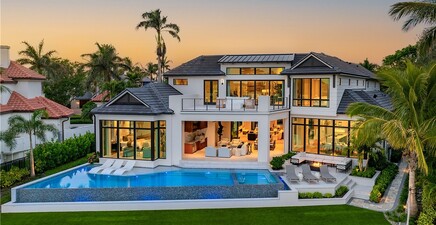 3131 Gin LN, Naples 34102, FL