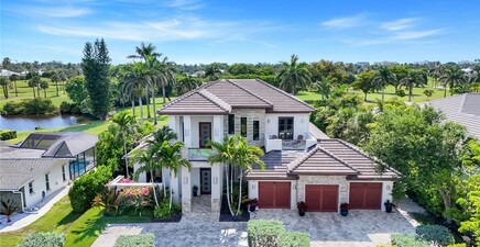 875 Wedge DR, Naples 34103, FL
