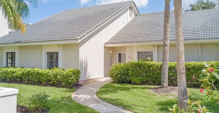 303 Arbor Lake DR 3-102, Naples 34110, FL