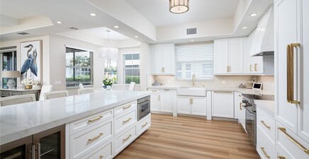 575 Avellino Isles CIR 102, Naples 34119, FL