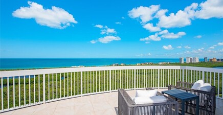 7117 Pelican Bay BLVD PH 17, Naples 34108, FL