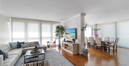 4031 Gulf Shore BLVD N 25, Naples 34103, FL