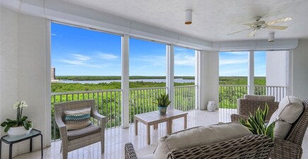 285 Grande WAY 503, Naples 34110, FL