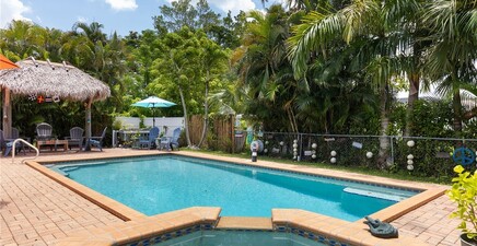 1660 S Hermitage RD, Fort Myers 33919, FL