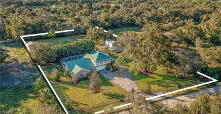 4240 Ellis RD, Fort Myers 33905, FL