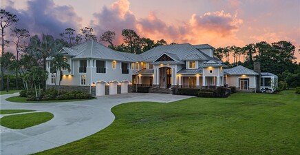 2263 Coach House LN, Naples 34105, FL